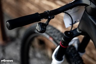 Vor einigen Jahren nutzte Nino Schurter häufig noch individuelle Knöpfe zur Ansteuerung der verschiedenen Bauteile an seinem Rad wie absenkbare Sattelstütze, Schaltung und Lockout.