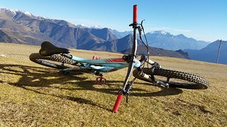 Der Schnee ist nicht gut, die Trails schon!! Im Tessin herrschen perfekte Bikebedingungen