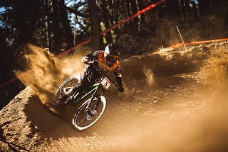 Darauf kommt es an. Connor Fearon weiß wann er ernst machen muss und wann er Spaß haben kann. Hier im Training entschied er sich für den Spaß, in der Qualifikation (12. Platz) dann für Vollgas. Darauf kommt es an. Connor Fearon weiß wann er ernst machen muss und wann er Spaß haben kann. Hier im Training entschied er sich für den Spaß, in der Qualifikation (12. Platz) dann für Vollgas.
