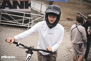 Nachwuchstalent Johanna Nussbaumer stand im Slopestyle-Training der Frauen am Start – und ist ein Riesentalent!