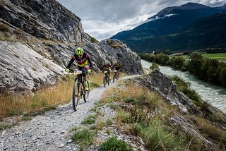 Der hohe Startpreis des Perskindol Swiss Epic schreckt viele Biker ab, doch im Gegensatz zu vielen anderen Events dieser Art beeinhalten die Startpakete wirklich alles und es fallen während der Woche kaum weitere Kosten an Der hohe Startpreis des Perskindol Swiss Epic schreckt viele Biker ab, doch im Gegensatz zu vielen anderen Events dieser Art beeinhalten die Startpakete wirklich alles und es fallen während der Woche kaum weitere Kosten an
