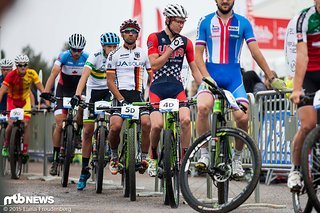 Das deutsche Team tritt in Bestbesetzung an: Elisabeth Brandau, Ronja Eibl, Leon Kaiser, Max Brandl und Manuel Fumic werden am Mittwoch alles in die Waagschale werfen um den Favoriten ein Schnippchen zu schlagen Das deutsche Team tritt in Bestbesetzung an: Elisabeth Brandau, Ronja Eibl, Leon Kaiser, Max Brandl und Manuel Fumic werden am Mittwoch alles in die Waagschale werfen um den Favoriten ein Schnippchen zu schlagen