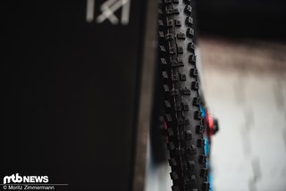 Dieser unbekannte Schwalbe-Reifen ist uns schon einmal über den Weg gelaufen … Dieser unbekannte Schwalbe-Reifen ist uns schon einmal über den Weg gelaufen …