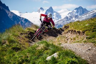 Weder Murmeltiere noch Gletscher können Ines vom Trail ablenken Weder Murmeltiere noch Gletscher können Ines vom Trail ablenken