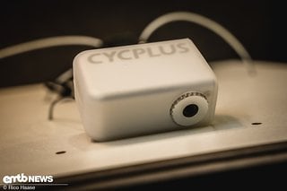 Cycplus Cube Mini Pump: ein kompakter Reifenkompressor mit Akku.