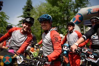 Entspannte Stimmung vor dem Start im TrailCenter Rabenberg
