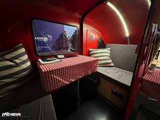 Blick hinein in den Wide Path Camper Bicycle Camper