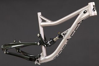 Eloxiert mit Decals Eloxiert mit Decals