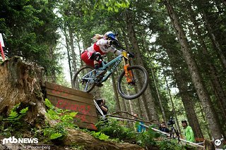 Rachel Atherton scheint gegebenenfalls eine ernstzunehmende Konkurentin mit Tahnee morgen zu haben. Es wird spannend.
