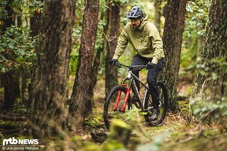 Im Uphill sitzt man angenehm und nicht zu gestreckt auf dem Cube