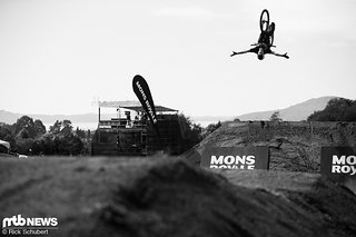 Daryl Brown mit einem schönen No Hand Backflip