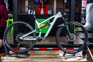 Immer noch schön: Das Cannondale Habit, ausgestellt am Stand der US-Amerikaner