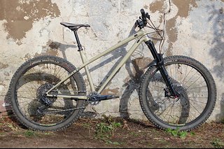 Commencal Meta HT von IBC-User Permafrost