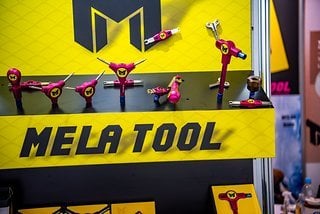 Das Werkzeug von Mela Tools löst bei mir irgendwie Super Mario-Vibes aus.