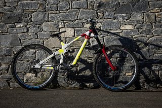 Noah Hoffmann ist seit dem Aus des Kona-Teams als Privateer für die Kult-Marke unterwegs. Noah Hoffmann ist seit dem Aus des Kona-Teams als Privateer für die Kult-Marke unterwegs.