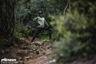 Wir sind die acht Bikes im Test immer und immer wieder auf derselben Strecke gefahren, damit wir uns voll und ganz auf die Performance der jeweiligen Modelle konzentrieren können Wir sind die acht Bikes im Test immer und immer wieder auf derselben Strecke gefahren, damit wir uns voll und ganz auf die Performance der jeweiligen Modelle konzentrieren können