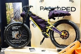 Ein Overland Bikepacking Monster mit Fatbike- oder MTB-Bereifung – auch westenlich ausgefallenere Räder gab es auf der Messe zu bestaunen. Mehr Infos zu diesem Bike findet ihr auf Nimms-Rad.de