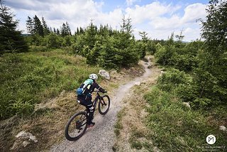 Wunderschöne, in die Natur integrierte Trails erwarteten uns im Erzgebirge Wunderschöne, in die Natur integrierte Trails erwarteten uns im Erzgebirge