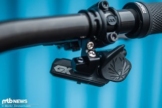 Der GX AXS-Controller beherbergt die gleiche Technik wie das X01-Modell und spielt auch gewichtstechnisch in der gleichen Liga.