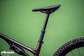 Die CONTEC Drop-A-Gogo II-Variostütze kommt mit einem maximalen Hub von 230 mm und wandert für einen Preis von rund 250 € über die Ladentheke.