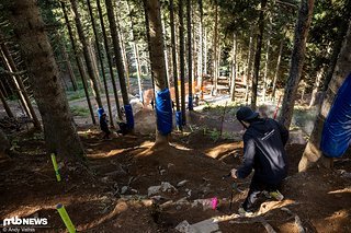 Das Steilstück hat es nach wie vor in sich, auch wenn so steil ungefähr die gesamte Strecke in Champéry war