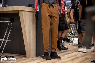 Eine kleine Vorschau auf die kommende Saison gibt's bei Troy Lee Designs