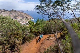 Zurück in der Wüste mit dem Blick aufs Camp in Machico.