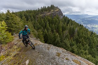 Specialized F22 Trail Experience 14