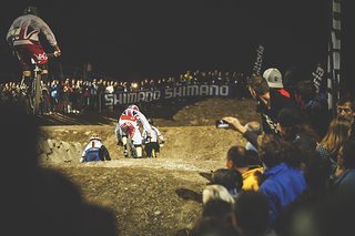 Scott Beaumont zog im Halbfinale gleich auf mit Göhler und attackiert. Im Fotofinish gingen beide über die Ziellinie