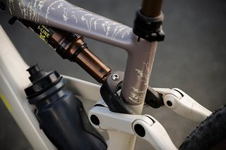 Bei der Ausstattung stehen nicht nur etliche Modelle bereit, diese könnt ihr Orbea-typisch auch noch weiter konfigurieren. Inklusive eigenem Farbwunsch. Bei der Ausstattung stehen nicht nur etliche Modelle bereit, diese könnt ihr Orbea-typisch auch noch weiter konfigurieren. Inklusive eigenem Farbwunsch.