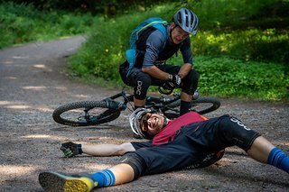 Und endet meistens mit explodierenden Schenkeln