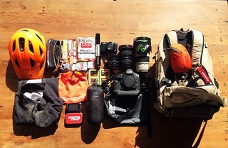 Das Standard-Equipment wenn Gary auf dem Rad sitzt Das Standard-Equipment wenn Gary auf dem Rad sitzt