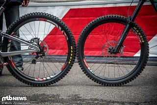 Selbst im Downhill-Weltcup ist es inzwischen die große Materialfrage Selbst im Downhill-Weltcup ist es inzwischen die große Materialfrage