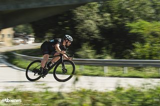 Im Rennrad-Bereich ist Zwift seit vielen Jahren fest etabliert. Hier wird die Software vor allem im Winter gerne fürs strukturierte Training und für gemeinsame Ausfahrten genutzt Im Rennrad-Bereich ist Zwift seit vielen Jahren fest etabliert. Hier wird die Software vor allem im Winter gerne fürs strukturierte Training und für gemeinsame Ausfahrten genutzt