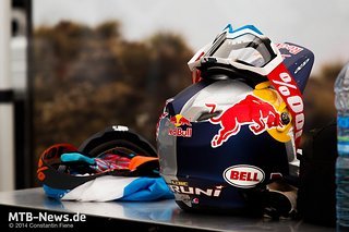 Loic Bruni wird auch 2015 für das Team Lapierre Gravity Republic fahren