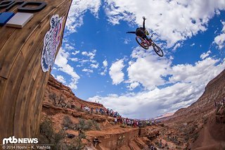 Carson Storch fliegt über das Gap