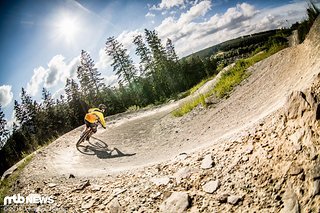 Flowige Anlieger im Bikepark Winterberg