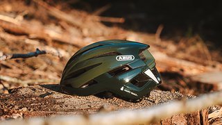 Der „Limited Edition“-Helm. Exklusiv zu beziehen über Bike24.