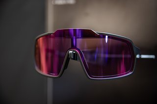 Die Out of Bot 2 Brille reagiert jetzt noch schneller auf einstrahlende Sonne.