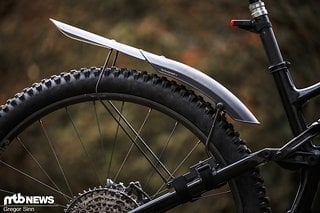 Der Topeak TetraFender M2 ist längenverstellbar und kostet 39,95 €.