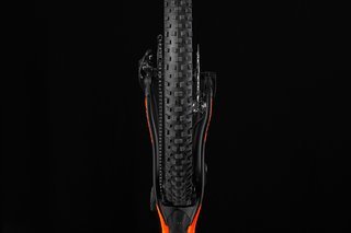 Neues Mittelmaß: mit 2,8" Breite positioniert Scott die Plus-Bikes näher an den normalen Mountainbikes als an den Fat-Bikes