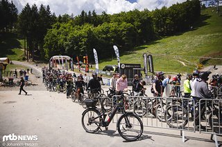 Liftschlange für einen Samstag – hält sich durchaus in Grenzen.