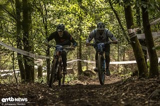 Und dieses kann Konstantin Leonhardt (links) mit einem beherzten Antritt für sich entscheiden – Rang 3!