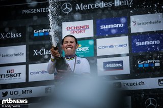 Party bei der neuen U23-Weltmeisterin!