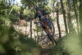 Wie schlägt sich das Genius auf dem Trail? Dieser Frage gehen wir in einem ersten Fahreindruck in einem getrennten Artikel nach.