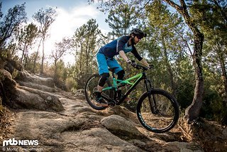 specialized-enduro-action-0668 specialized-enduro-action-0668