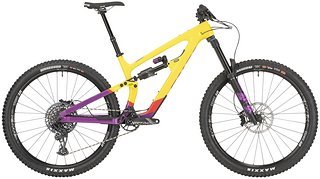 Das Salsa Cassidy Carbon GX Eagle in einer mehr als auffälligen Farbgebung Das Salsa Cassidy Carbon GX Eagle in einer mehr als auffälligen Farbgebung