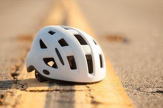 GIANT HELMET ROAD SR-042