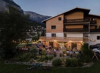 Nach dem Biken gehts für die Übernachtung in die Flem Mountain Lodge.