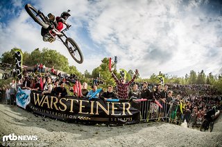 Sam Pilgrim fliegt ordentlich quer